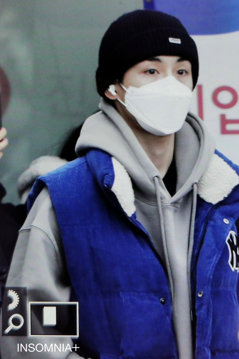 INSOMNIAPLUS's tweet photo. 210124 GMP

#董思成  #WINWIN  #윈윈 https://t.co/gin3chIbrt