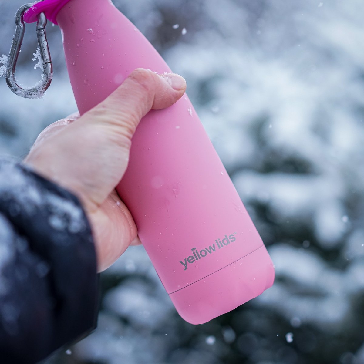 No matter what ❄ a <a href="/yellowlids/">Yellow Lids - Reusable Bottles and Cups</a> bottle will keep your tea and coffee at the perfect temperature! 🌡

Drink up! ☕ #uksnow #snowday #snow #sundayvibes #SundayMorning