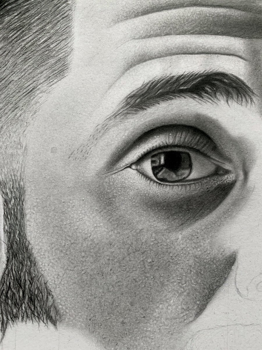 muetiyanosa's tweet photo. I am trying to convince this guy that his pencil works are really impressive. A retweet will go a long way to show that 🙏🏾
Artist is @Izr_ael https://t.co/pVe55m2HSA