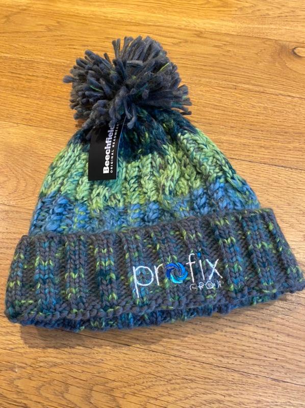 It's Snowy out there! get your boots on and build that snowman ☃️ winner gets a Profix Bobble Hat 😉
#swingandslide #slidingdoors #slidingpatiodoors #patiodoors #patio #homerenovation #houserenovation #homerefurb #houserefurb #houseextensioninprogress #homereno #gardeninspo #g