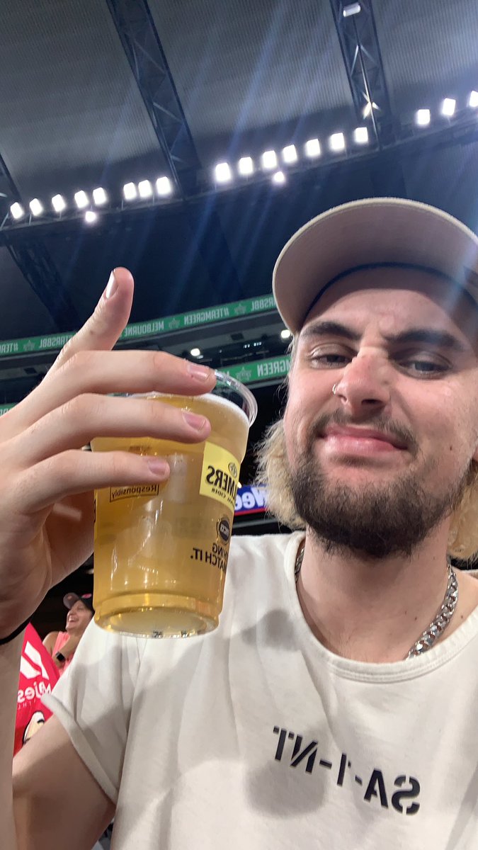 BigBoySanchez2's tweet photo. @BBL @SixersBBL  get me on the Simber Cam. Section M8 Row C https://t.co/FBMmWmV4Mv