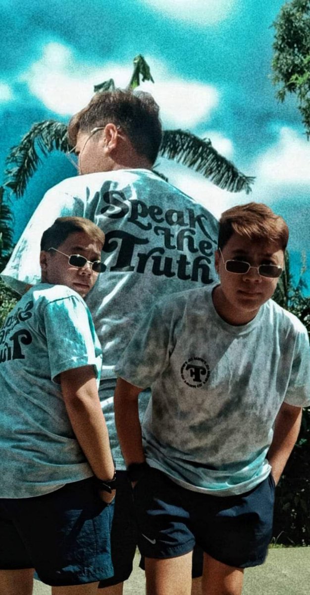 It's only January but Mr. Jessandra (@sngpg) is feeling the summer already 😎 

We see you, Mr. Jessandra. We see you 👀 Cop your OOTD for this summer with our Speak the Truth shirt, fam! 😉 

Shopee account: shopee.ph/fwism.co
#supportlocal #fwismco