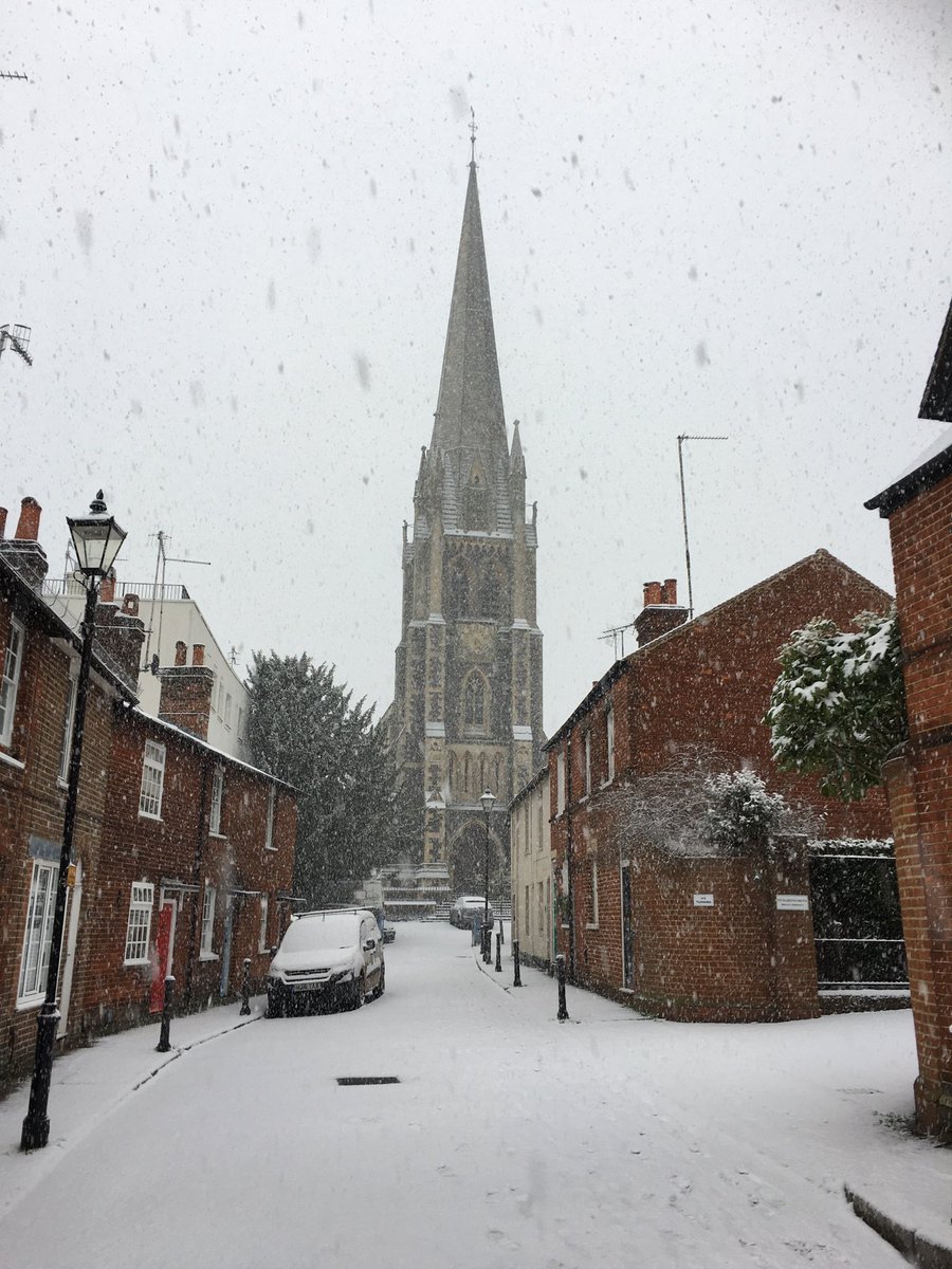 SimonEdmands's tweet photo. More #WHITEJanuary than #REDJanuary today! 😳 #SnowButSteady 🤪 https://t.co/5oqviLlp0j