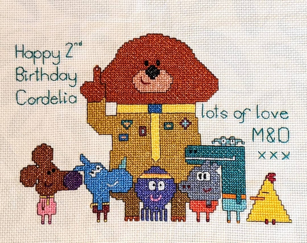 ccxstitch's tweet photo. Finished this 'Hey Duggee' cross stitch before Christmas and gave it to my daughter this week. Hopefully next year's won't have to feature Peppa Pig!

#crossstiching #crossstitchlove #crossstitch #crossstitchingisbadass #crossstitchland #crossstitchersof… https://t.co/G6xKOQEJea https://t.co/JyN7bZJX87