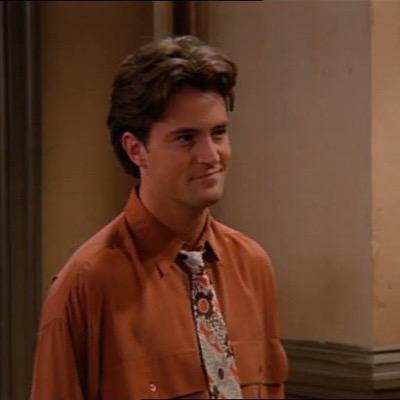 — chandler bing; friends (tv series)he's just so ?? it's not an unpopular opinion but he is definitely the best character in friends and HE'S JUST SO ??? his relationships with monica + joey is so iconic and he's such a good person and YES some would argue he gets less funny but
