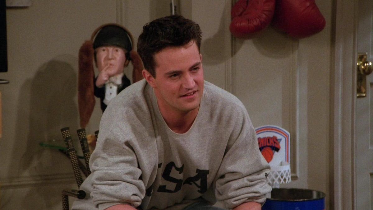 — chandler bing; friends (tv series)he's just so ?? it's not an unpopular opinion but he is definitely the best character in friends and HE'S JUST SO ??? his relationships with monica + joey is so iconic and he's such a good person and YES some would argue he gets less funny but