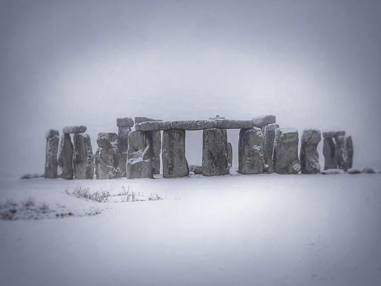 Stonehenge tweet media