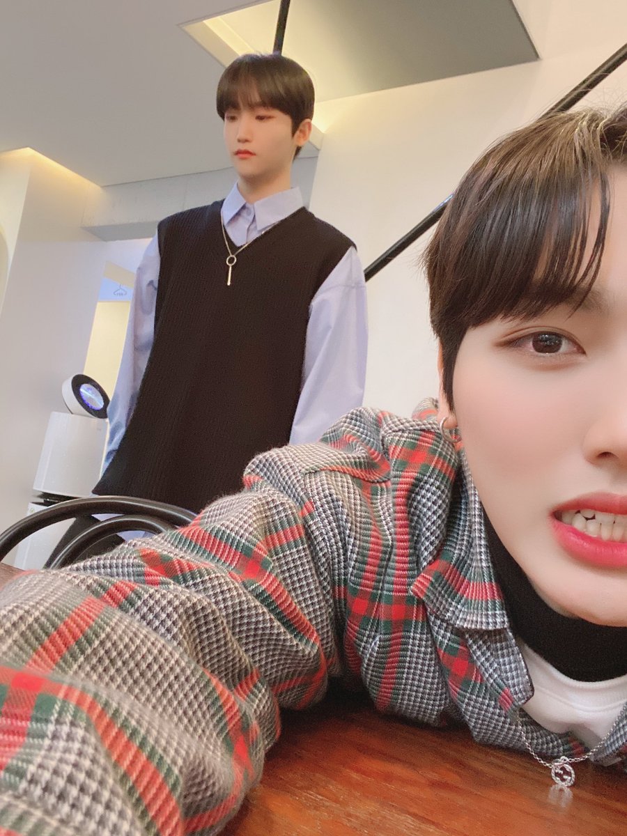 ricky_24u's tweet photo. imchan:🧍‍♂️ https://t.co/4W4Hyecyc6