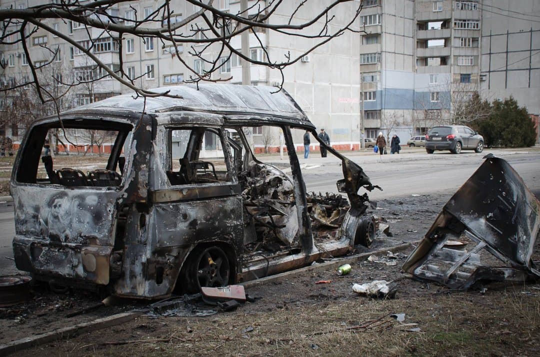 Мариуполь сегодня видео. Обстрел Мариуполя 24.01.2015. Обстрел восточного Мариуполь. Мариуполь обстрел восточного 24 2015.