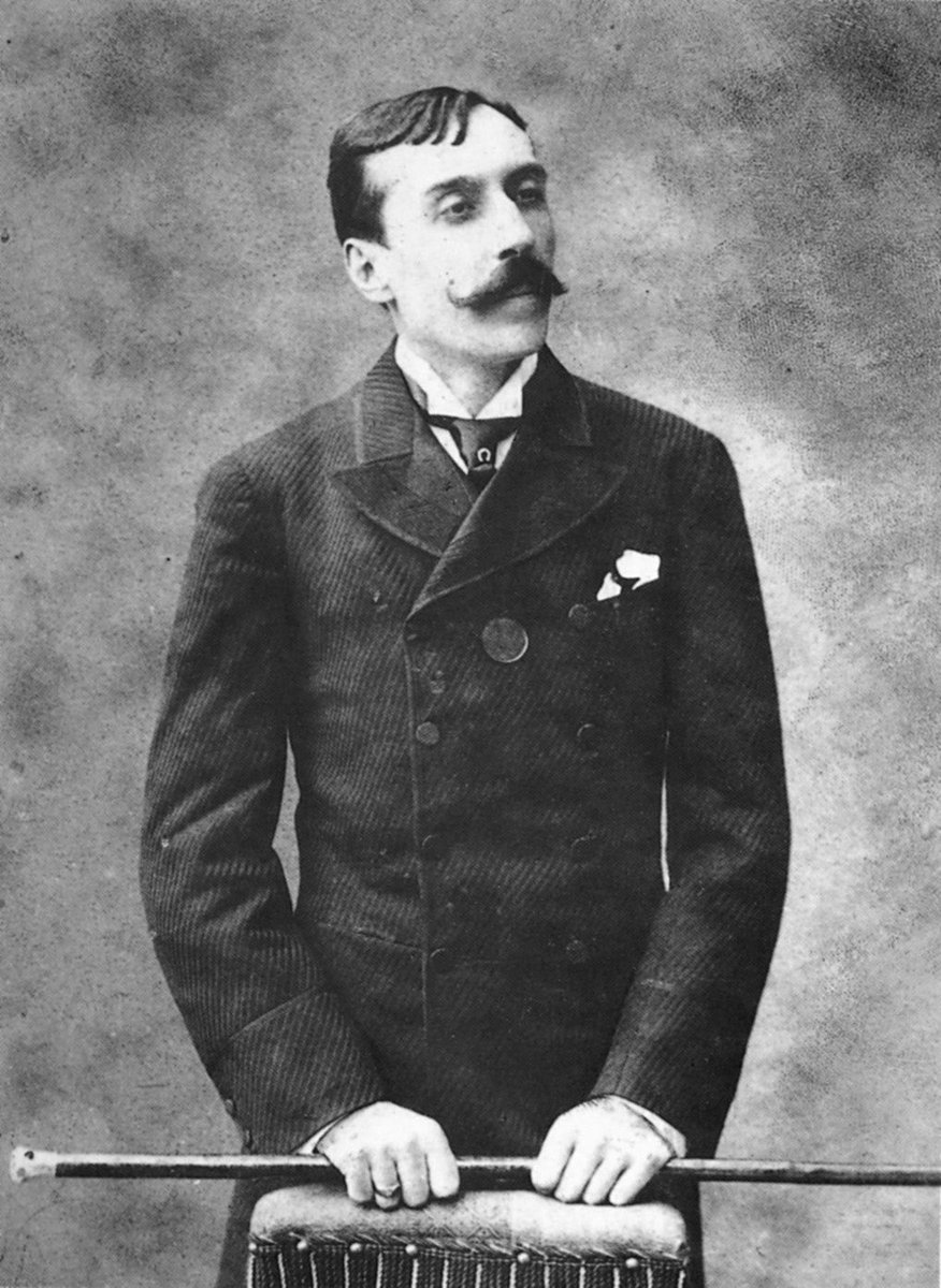 The Portuguese novelist and diplomat José Maria de Eça de Queirós lived in the building on the right in the 1870s, above what is now Blake’s Coffee Shop. /cc  @MacaesBruno