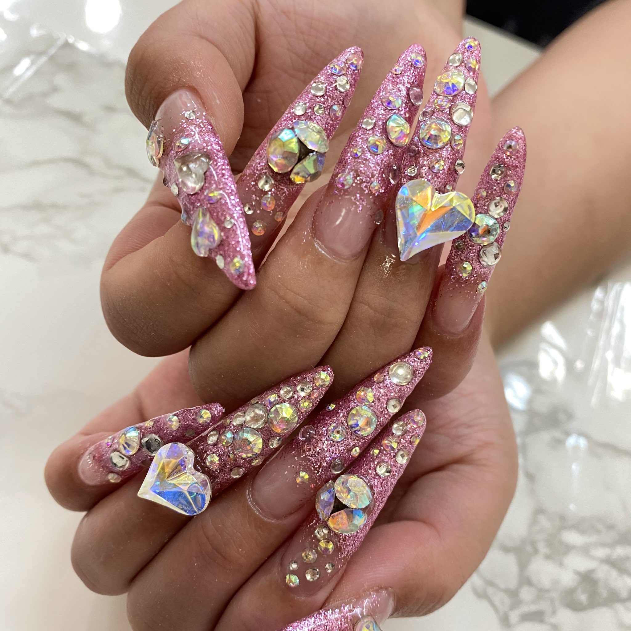 Nailsgogo En Twitter 渋谷 ネイルサロン Nailsgogo ネット予約 T Co Pjrbh5rlbe インスタ T Co Gmbqsa2d9y ネイル 担当 黒田 キラキラネイル ギャルネイル ピンクネイル オーロラ ありがとうございました 渋谷ネイルサロン 派手ネイル
