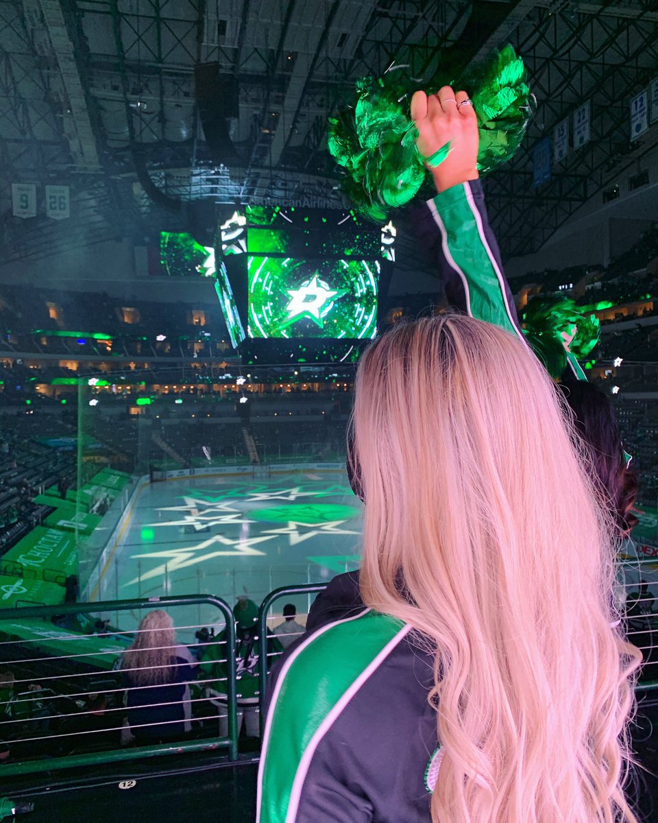 StarsIceGirls's tweet image. Friday was so amazing, let’s do it again tonight! ⭐️ Happy Game Day! ⭐️
•
 Let’s Go Stars!
•
 #DSIG #icegirls #beloudweargreengostars @DallasStars  @AACenter