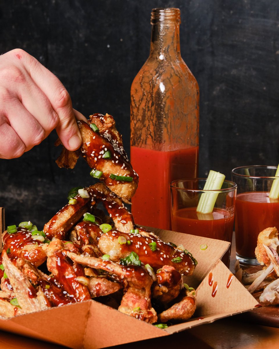 St Vincent Bar tweet media