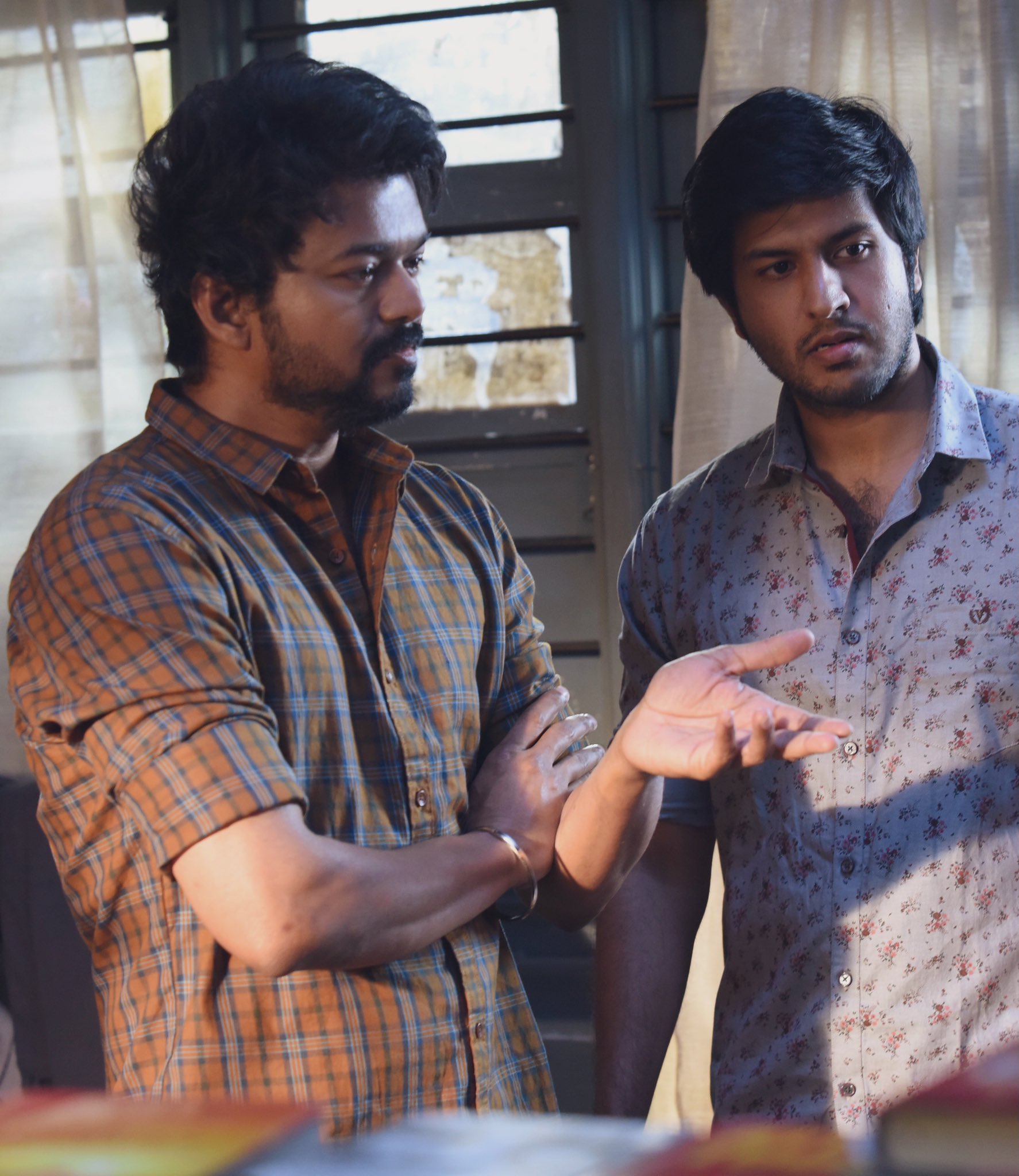 Galatta Media on Twitter: &quot;JD with his student @cibychandran #Master  #MasterFilm @actorvijay… &quot;