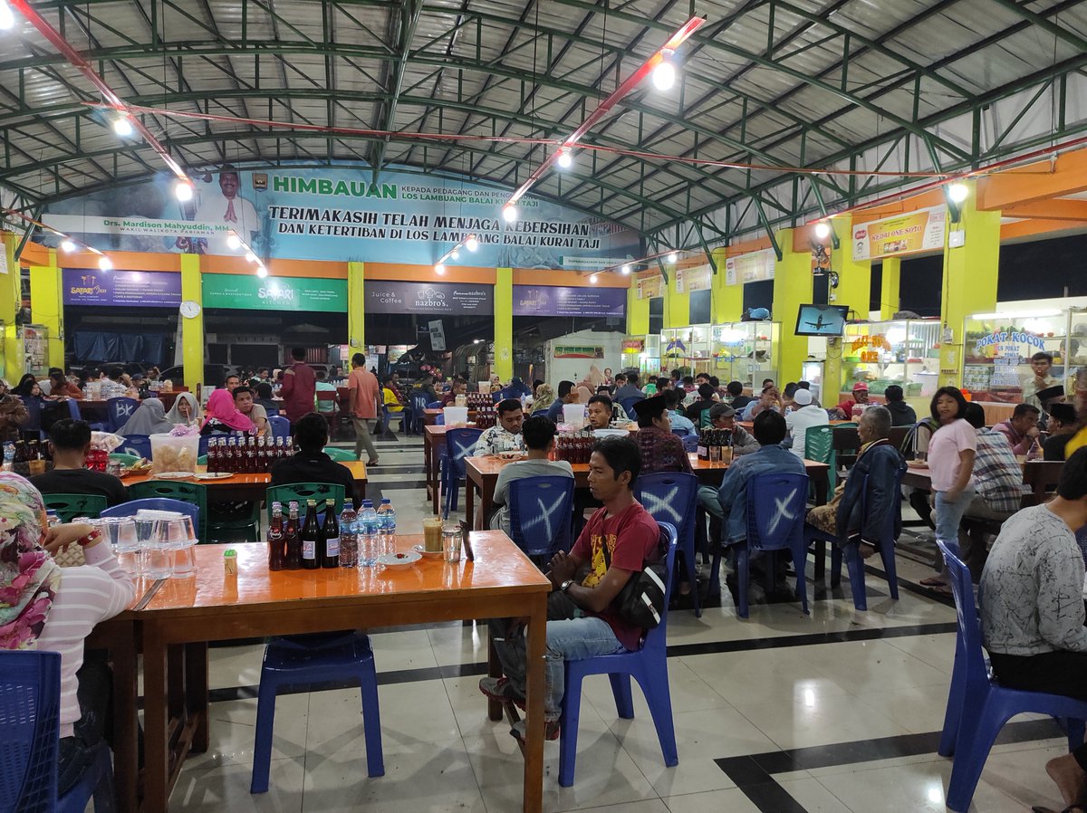 Malam ko damin sadang di Los Lambuang Kuraitaji. Ado nan nio gabuang?