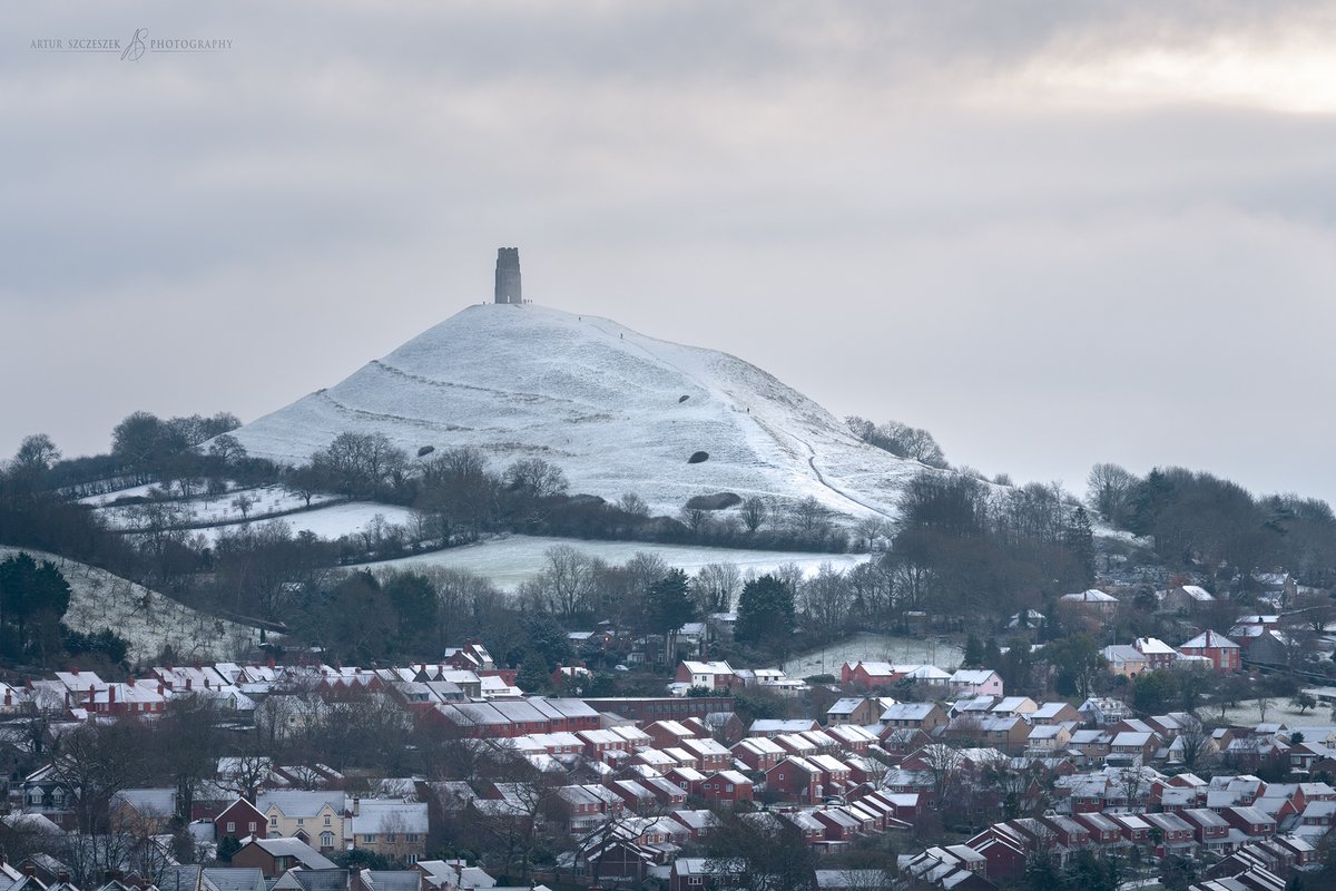Sunday morning - Glastonbury Tor, view from Wearyall Hill. 
<a href="/VisitSomerset/">Visit Somerset</a> #Glastonbury #Somerset #Snowing #WinterWonderland #Glastonburytor #England #photography