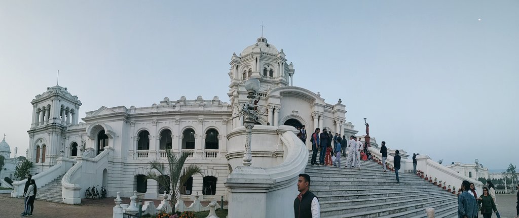 Inside museum u ll get  #EIGHTSISTER Which display eight girls from eight North East state dressed up with there traditional dress. That touched my heart  . Beautiful was there really. (8/n)
