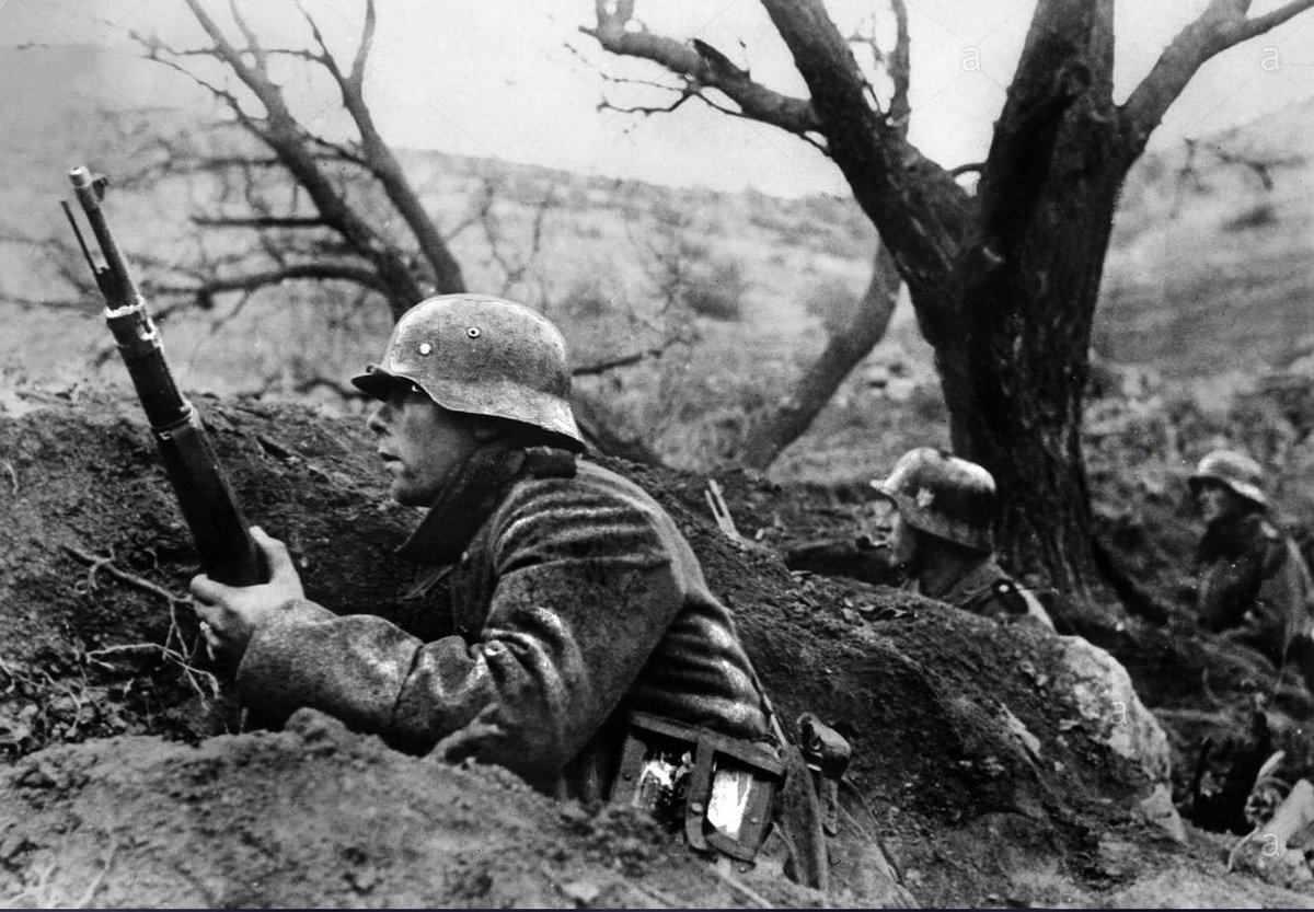 The execution includes the occupation of positions & actual firing. The amount of ammo to be used in rapid fire may be ordered if it can be foreseen that the amount prescribed is adequate to attain fire superiority or to accomplish the object of the firing. 6)