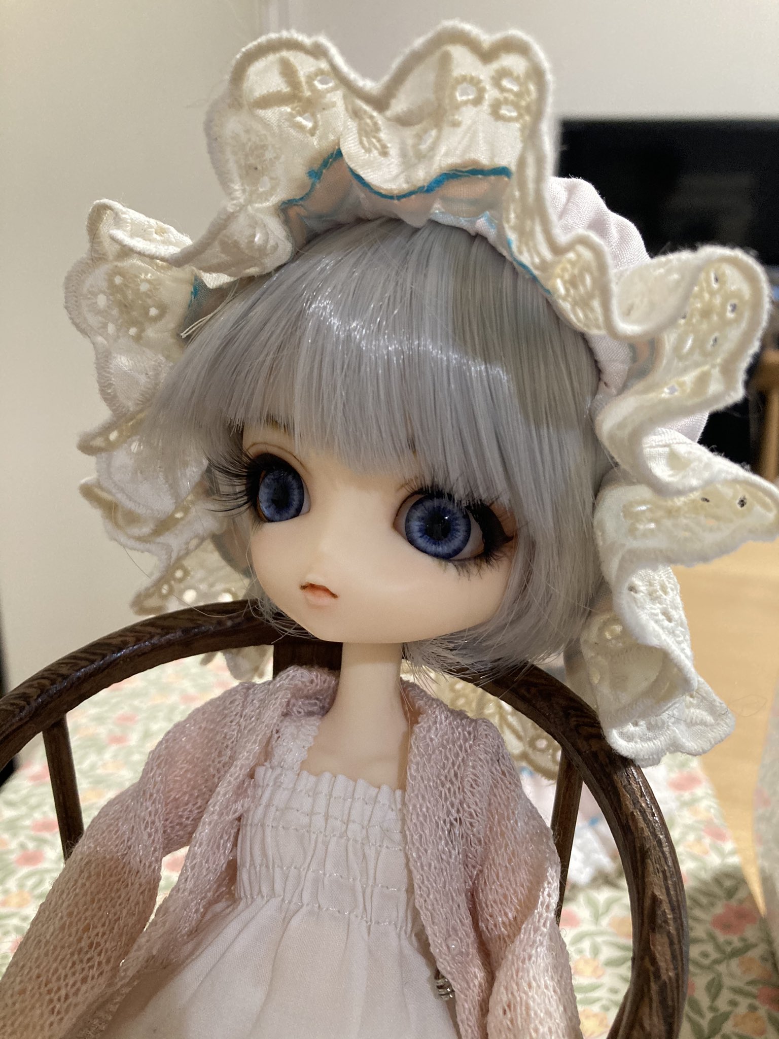 服の作り方と型紙うさこの洋裁工房 この前ザクっと説明した人形用のナイトキャップの作り方を縫い方も追加してまとめました ドールとお出かけするときにかぶせると 髪が乱れなくていいかもしれません 結構簡単に作れるのでよかったら作ってみてね T