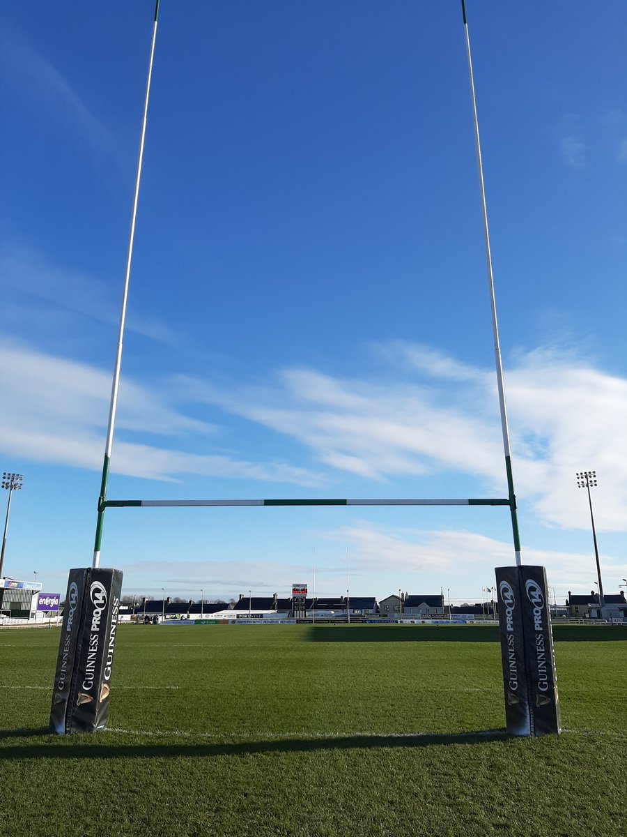 fergaldempsey's tweet photo. Great to welcome @ospreys here today to the Sportsground.

We've also got sunshine for the first time in a long time. 🌞

KO 3.00pm @TG4TV 

Hon @connachtrugby! 

#CONvOSP https://t.co/o9rKsfJ4ql