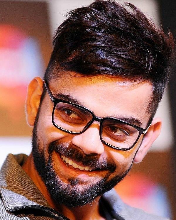𝐀 𝐓𝐡𝐫𝐞𝐚𝐝 [ 𝚅𝚒𝚛𝚊𝚝 𝙺𝚘𝚑𝚕𝚒 𝚊𝚜 𝚂𝚖𝚒𝚕𝚎𝚢 ]  @imVkohli