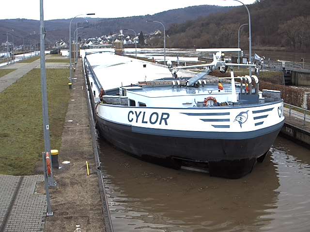 Schiffsbegruess's tweet photo. Ich grüße die #Cylor #Schleuse #Fankel #Mosel #Schiff https://t.co/geWKtuyUyq