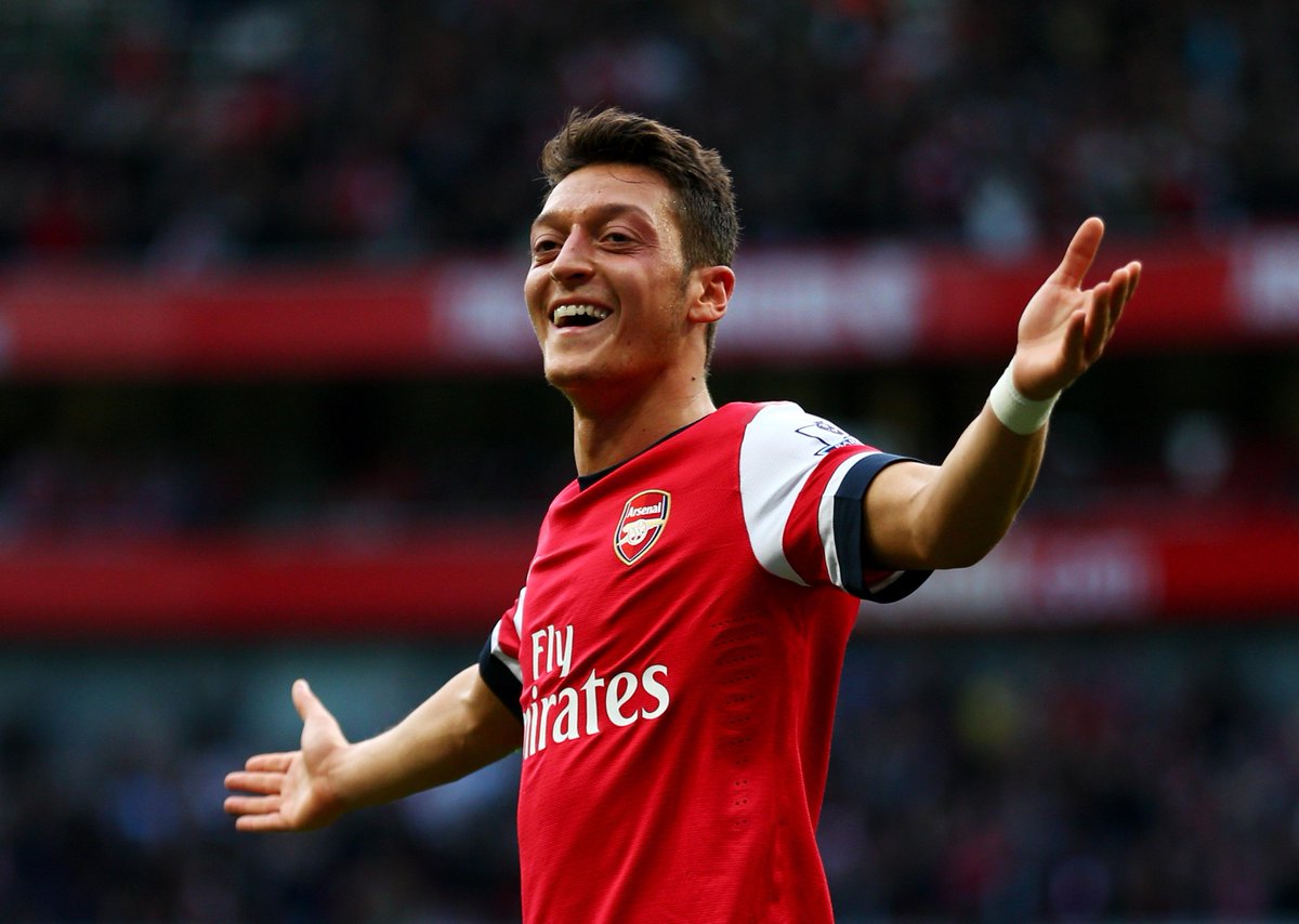 premierleague's tweet photo. A 𝐊𝐢𝐧𝐠 of assists 👑

What's your favourite memory of Mesut Ozil in the #PL? 💭 https://t.co/nCEFr3VViY