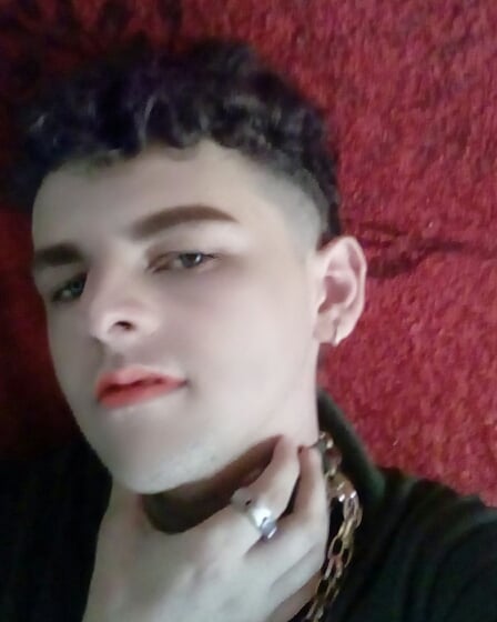 A alma é grande e a vida é pequena ✌️
#LGBTQIA2021 #LikeForLikes #FolloForFolloBack #follotrick #LGBTQさんと繋がりたい #fotografia