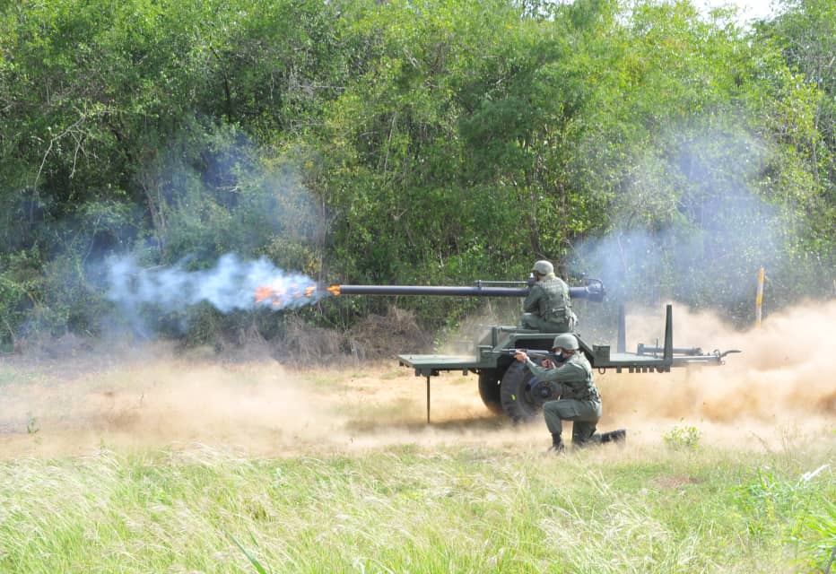 Artillería del Ejército Bolivariano de Venezuela - Página 14 EsgULmSW8Aczz7l?format=jpg&name=medium
