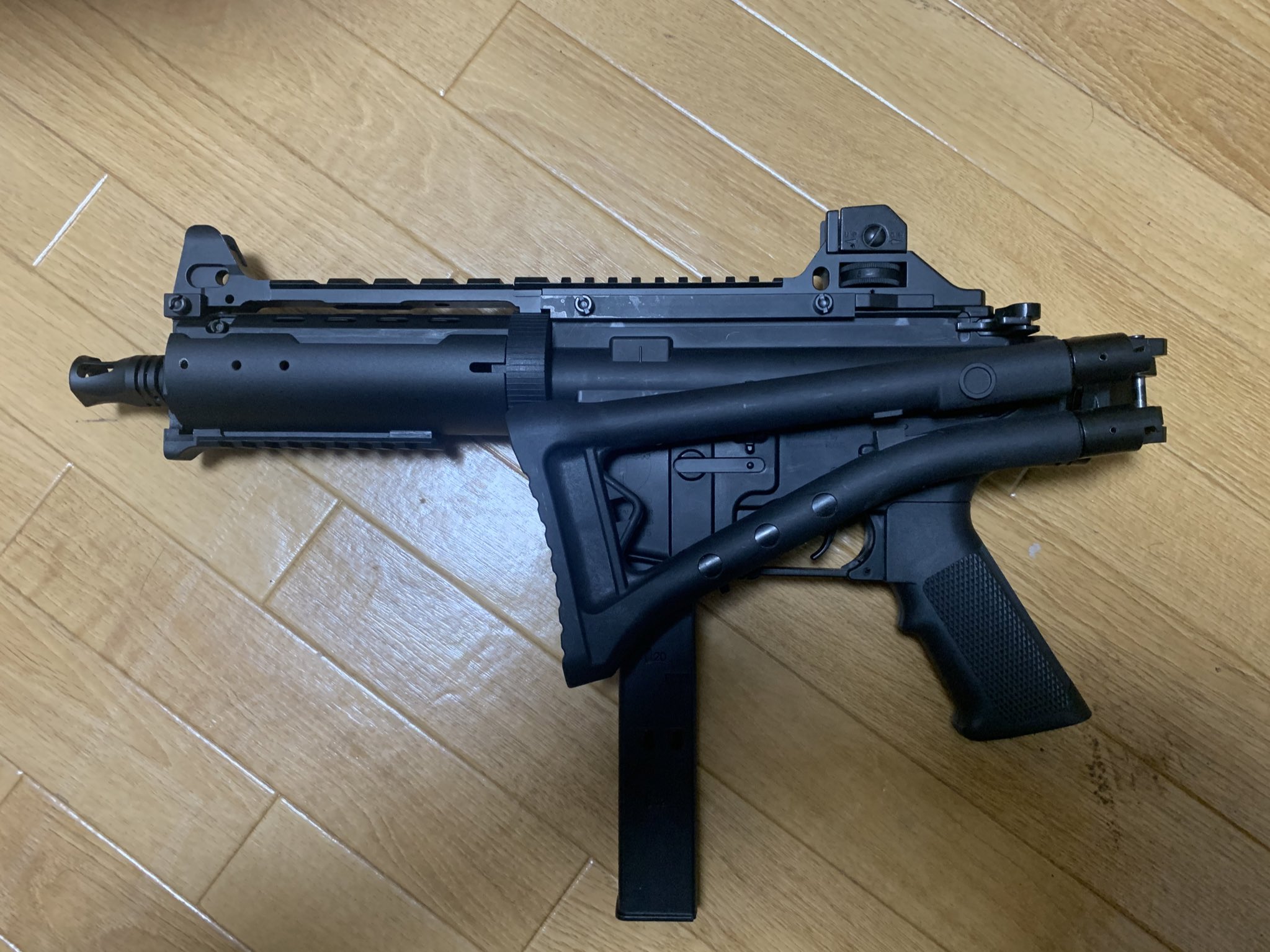 ♡未使用品♡　オリガザバイキナ　小物入れ　　ロシア雑貨　秋 秋の感謝セール♪ロシア雑貨☆ヒマワリ マトリョーシカ(5P