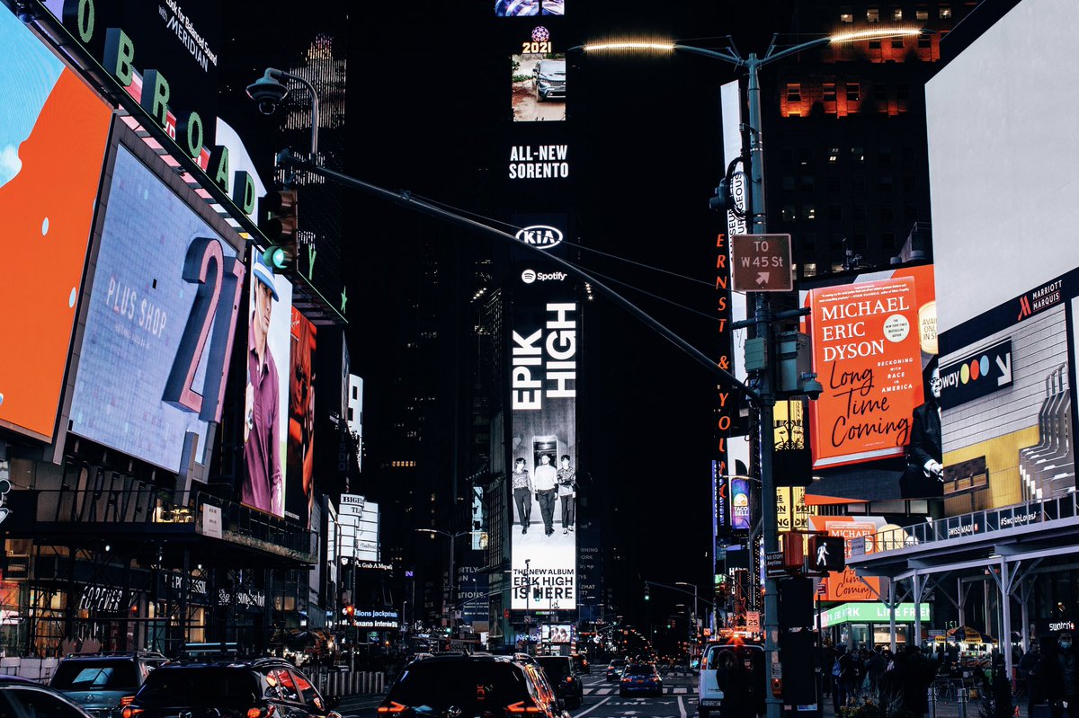 blobyblo's tweet image. 스포티파이에서 에픽하이의 10집을 높게 평가하여 뉴욕 타임스 스퀘어에 이렇게 말도 안 되는 일을!!! 어렸을 때 상상만 했던 일을 눈으로 확인하게 되는 날이 오니 만감이 교차하네요. Spotify really loved our new album, but I didn’t know they’d go &amp;amp; do something like this. Thanks @Spotify