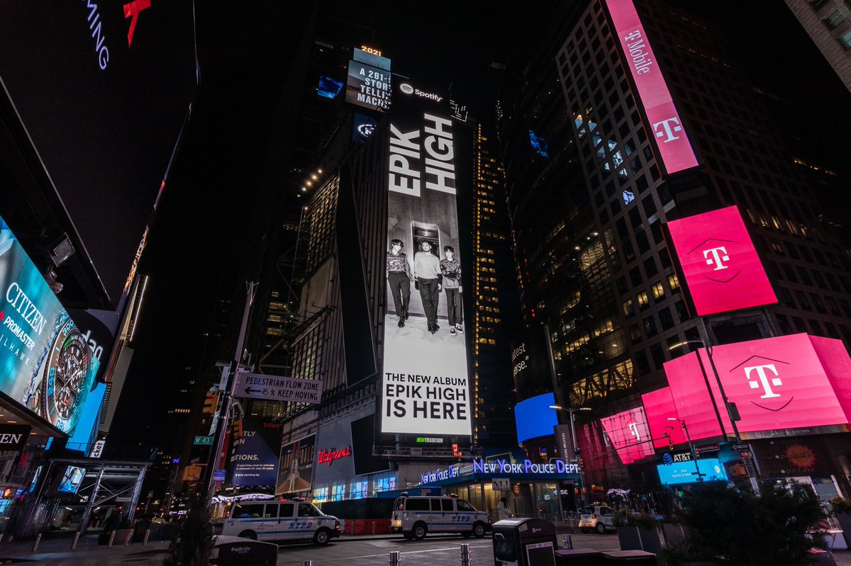 blobyblo's tweet image. 스포티파이에서 에픽하이의 10집을 높게 평가하여 뉴욕 타임스 스퀘어에 이렇게 말도 안 되는 일을!!! 어렸을 때 상상만 했던 일을 눈으로 확인하게 되는 날이 오니 만감이 교차하네요. Spotify really loved our new album, but I didn’t know they’d go &amp;amp; do something like this. Thanks @Spotify