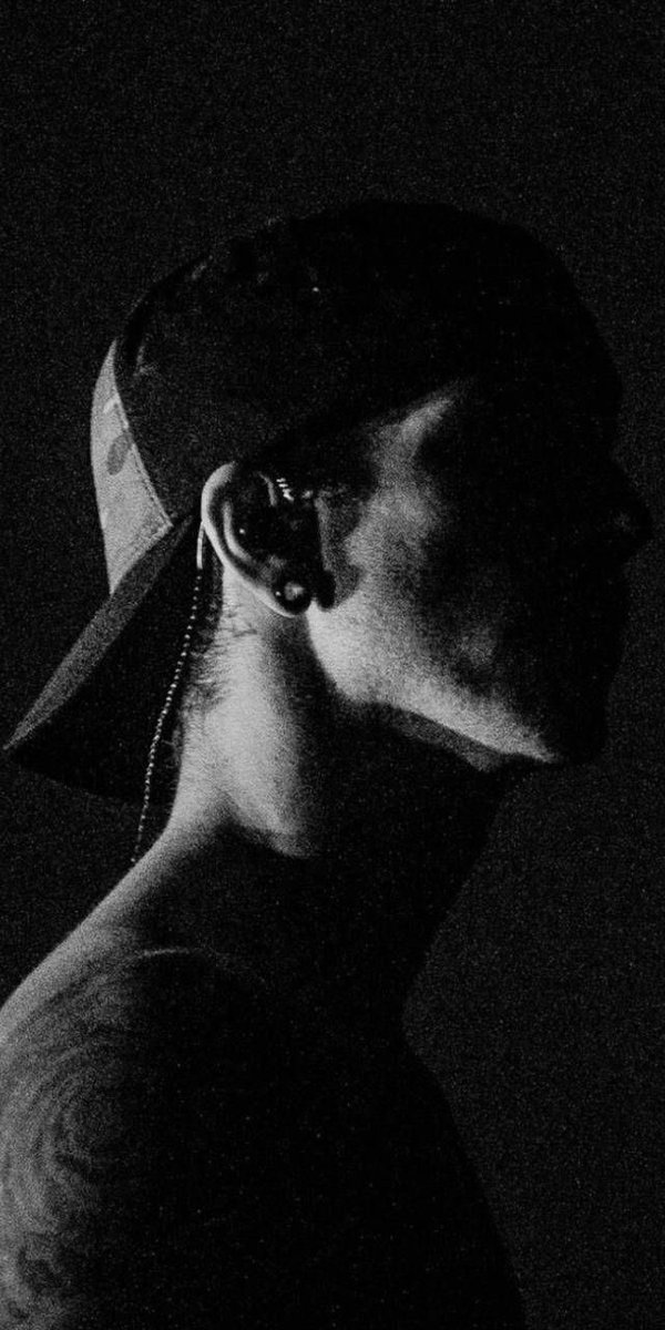 A thread of josh dun.(A thread to make Tyler stans swerve and please josh stans)