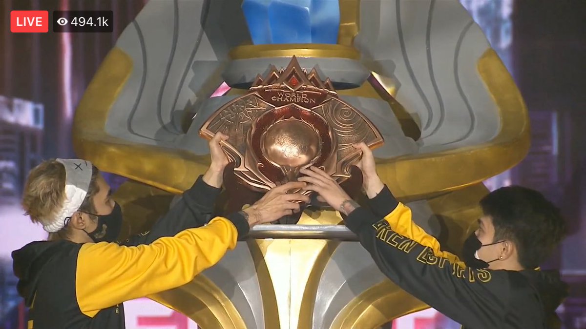 mitokki's tweet photo. Champioon yern!! https://t.co/XVUi8zPaxX