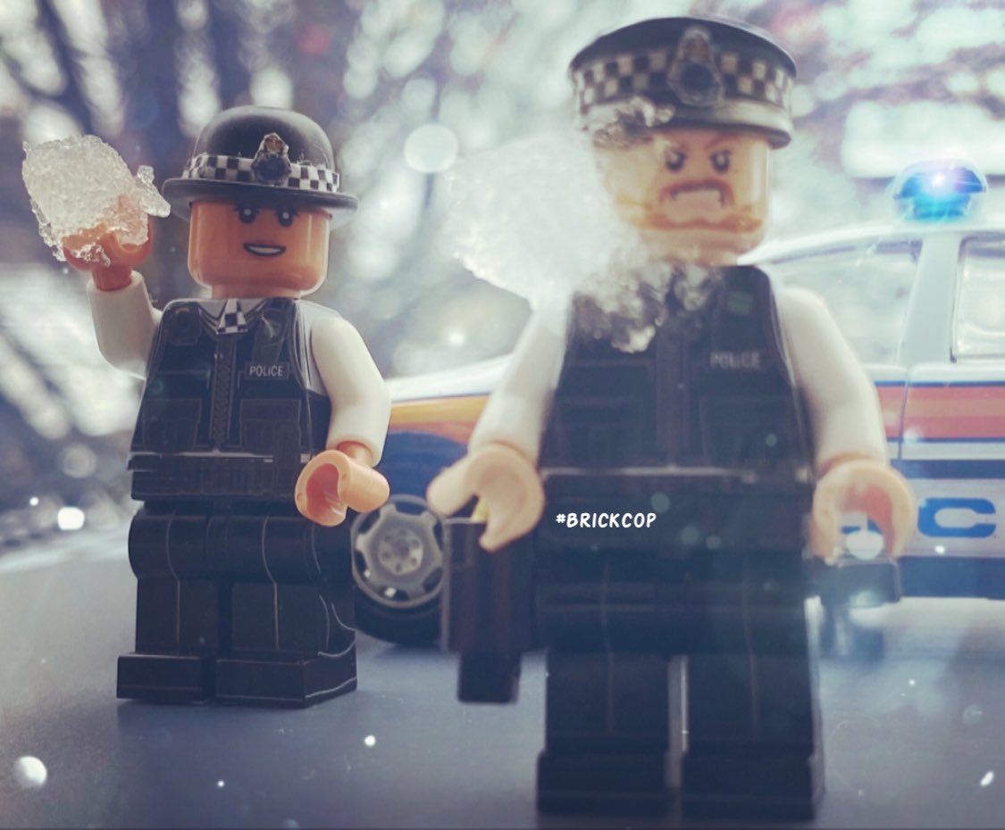 Brick_Cop's tweet photo. “Hi BC, please could you show everyone not in The Job what happens when your ‘oppo’ sings “Do you wanna build a snowman?”Whilst clearing snow and ice off the IRV? Thanks!” 

Sure...⛄️

#snow #Snowing #snowday #powderchecks #ThinBlueLine #justforfun  #doyouwannabuildasnowman 🤷🏼‍♂️❄️ https://t.co/ko48Ue2ToP