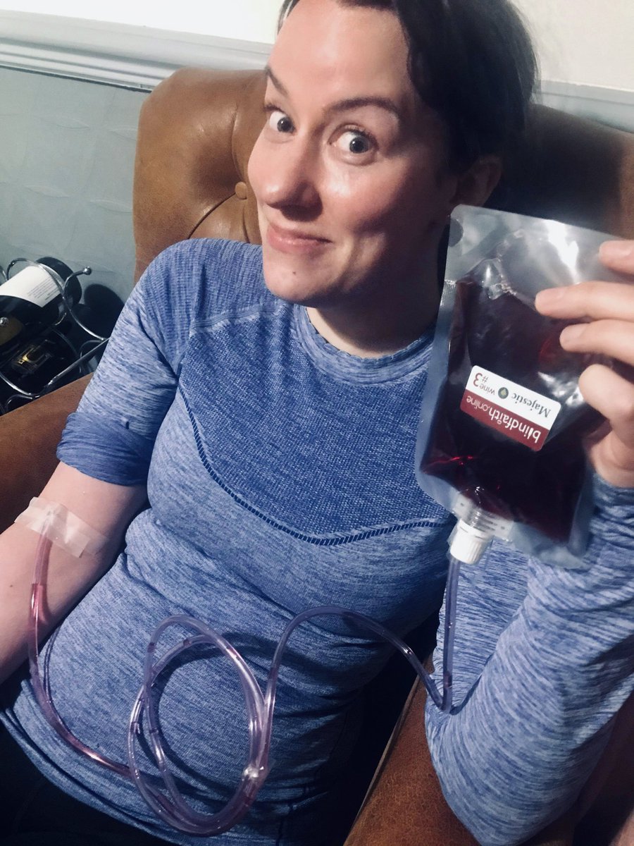 felicityjohns15's tweet photo. ⁦@BlindFaithWine⁩ is this how you do it? #wine #vino ⁦@majesticwine⁩ #virtualparty #virtualtasting #winenerd https://t.co/VPG39sy2zt