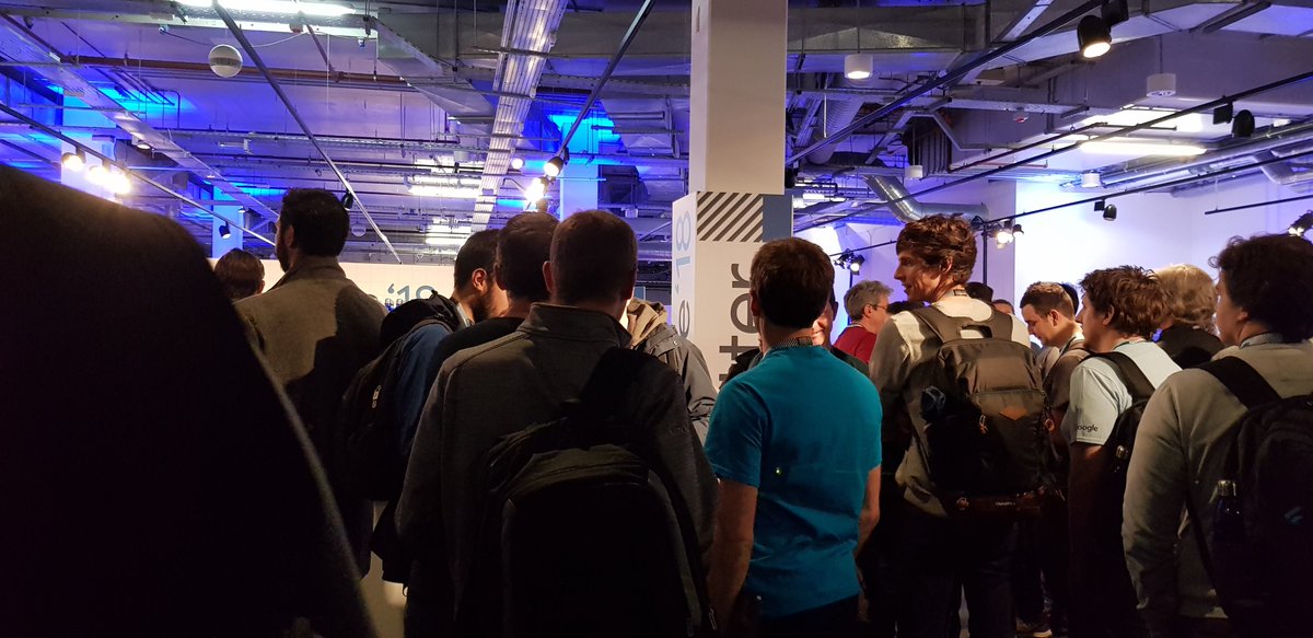 lets4r's tweet image. Some other #Flutter photos from #FlutterLive.

Hey folks, if you also have some photos from Flutter events, could you share them through the #FlutterMemories hashtag?

I would love to get back in time and relive them 😀!