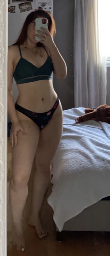 DRhea99_'s tweet photo. #riseandshine my loves ! Last day of the #weekend ! 🌞 #BacktoSchool on tomorrow 📚 
#sellingsession #SellingContent #buyingcontent #onlyFans #onlyfansgirl https://t.co/dDfmZGJNnu