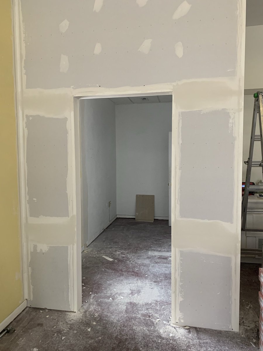 JuniperMassage's tweet photo. Re-opening coming soon! 💫 https://t.co/7AOvFIa66b