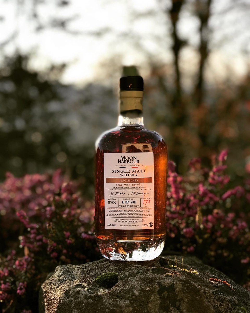 Arthuurab's tweet photo. ��🇷 Moon Harbour single cask 46%
On commence bien l’année 2021 avec une édition limitée de chez Moon Harbour.  
#moonharbour #whiskyfrancais #whisky https://t.co/eZnfyKJ4ao