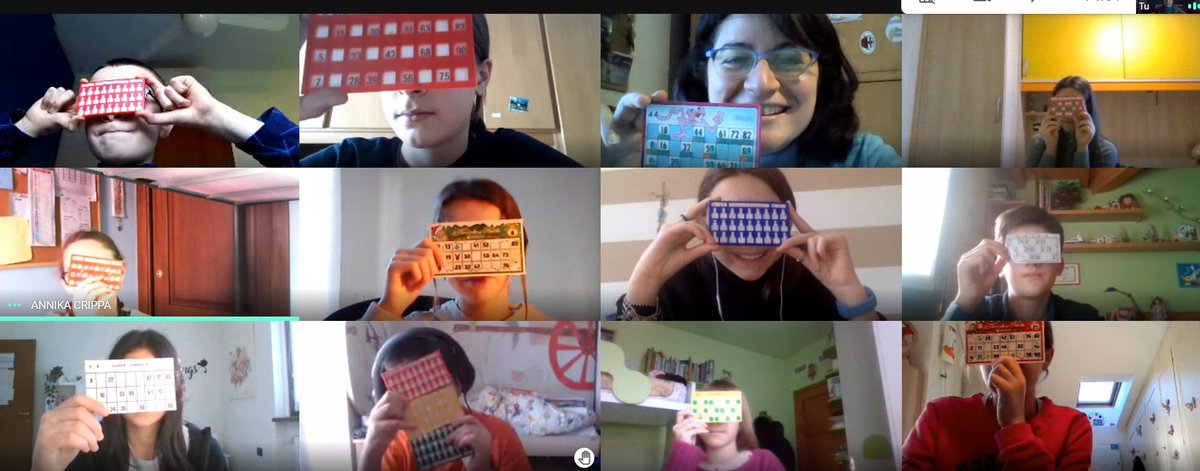 sdbpaderno's tweet photo. Bingo Time per la #2secondaria. La cinquina è andata a M. di #2a e a M. di #2c mentre la tombola a pari merito a #2b e #2c #sempreinsieme https://t.co/IvUNKOSWss