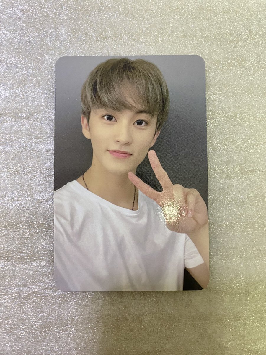 thewalk8r's tweet photo. #พร้อมส่งthewalk8r
พร้อมส่ง

NCT
Kihno Resonance Pt.2
เฉพาะ การ์ดมาร์ค
Arrival ver.
(ด้านหลังมีรอยนิดหน่อย)

✔880/ใบ
📦รวมส่งลทบ. (ems+20)

สั่งซื้อ DM ค่ะ
#ตลาดนัดnct https://t.co/8VzRfQmNxR