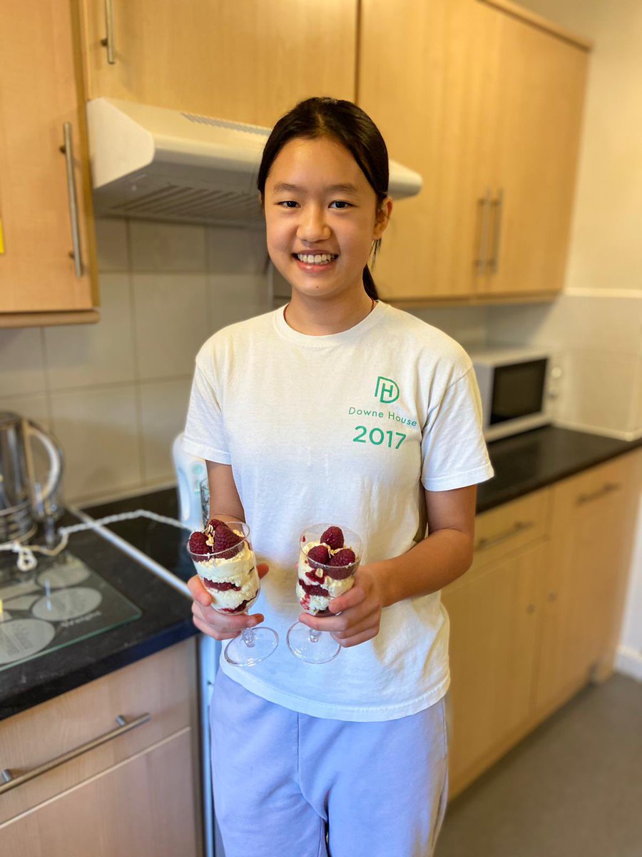 DowneHouseCCA's tweet photo. Angela made some Scottish Cranachan this weekend to celebrate Burns Night. She very kindly made enough for all the girls in the Clover House @DowneHouseHEGI @DHTedworth #DHCCA #iloveboarding https://t.co/eQCWpsTOnx