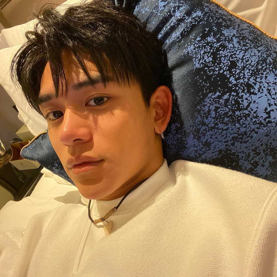 Happy Birthday my beloved "Lucas" 
Happy Birthday my happy virus 
Happy birthday my🖤
Tetap bersinar untuk kedepannya sebagai idol.
#LUCAS
#LucasDay
#LUMILOVESLUCAS