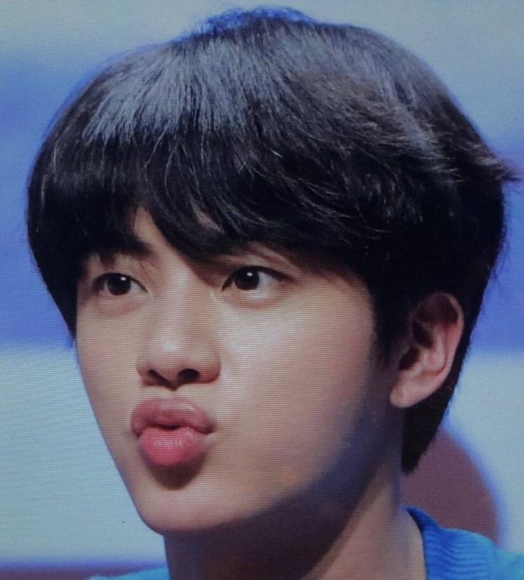 He has literal stars in his eyes :))