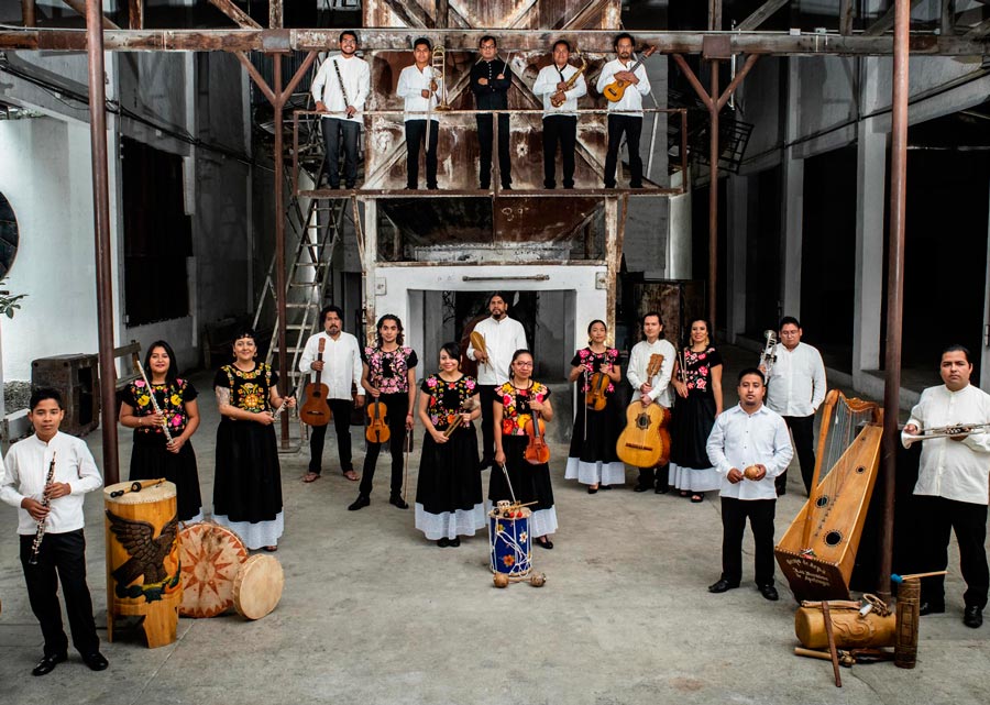 Orquesta Mexicana is based on Carlos Chávez's 1933 orchestra of traditional indigenous and mestizo instruments. Re-established in 2013 with Pasatono Orchestra. https://www.as-coa.org/events/pasatono-orquesta-mexicana #DiversityofOrchestras  #Orchestra  #OrchestraDiversity 67/