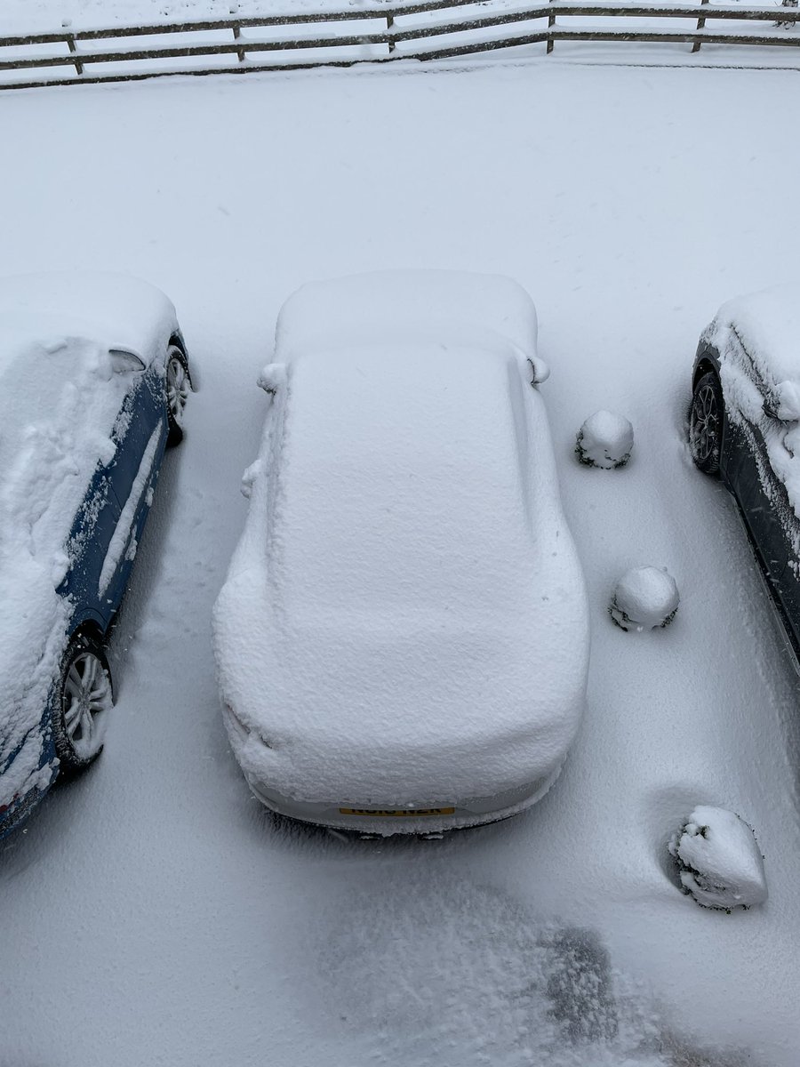 1JonnyMoore's tweet photo. @harrismonkey Same same @harrismonkey Minus the G and the 3 and a tad more of the white stuff https://t.co/XzAmYZedQQ