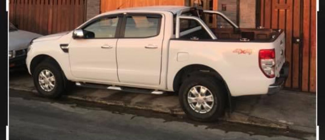 LEODICA2020's tweet photo. #Calama #Antofagasta  #SanPedrodeataca #SanPedro #Sierragorda #mejillones        CAMIONETA ROBADA HOY EN ANTOFAGASTA. FORD RANGERS Favor compartir !!!!!! https://t.co/C4Hui8Zphb