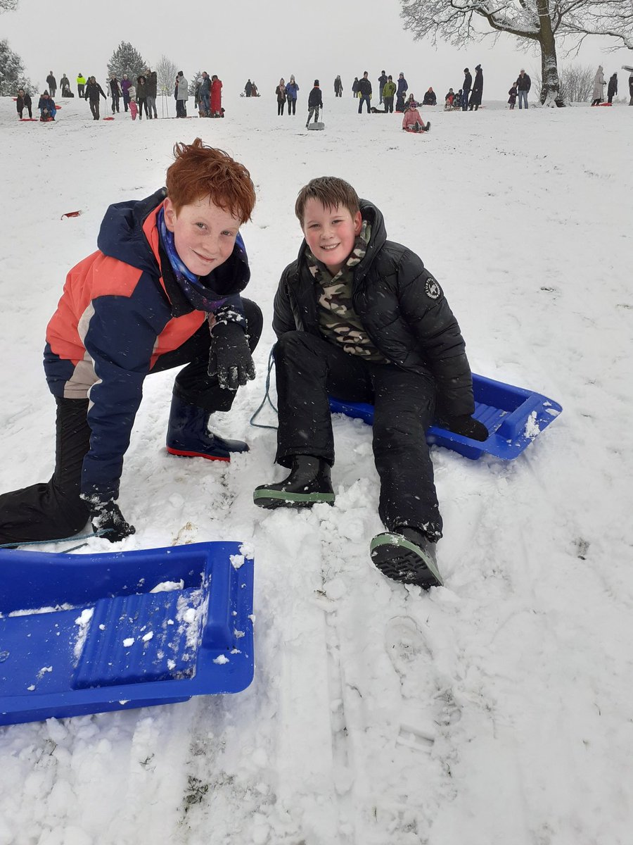KirkHewitt72's tweet photo. Happy snow day 👍 https://t.co/xxfelTUJ9e
