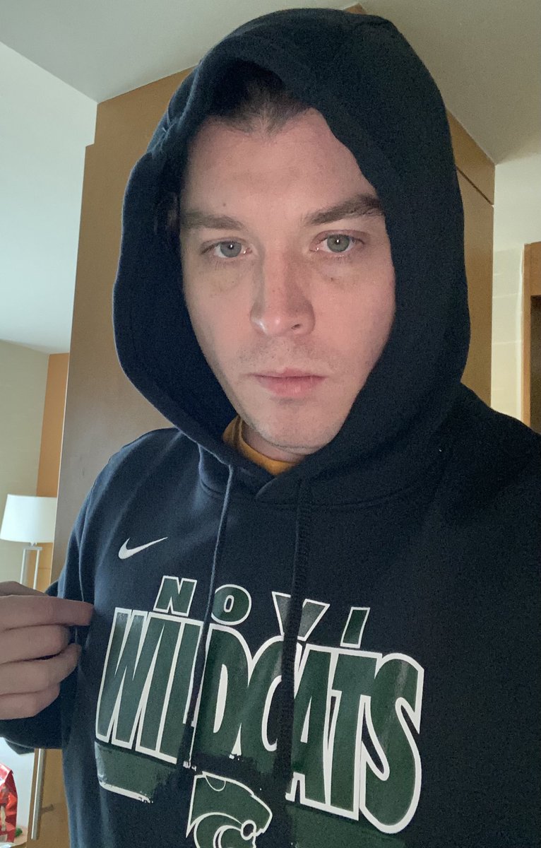 Return_Of_RB's tweet photo. Shoutout all my people at @NoviHighSchool https://t.co/xt3un9b11C